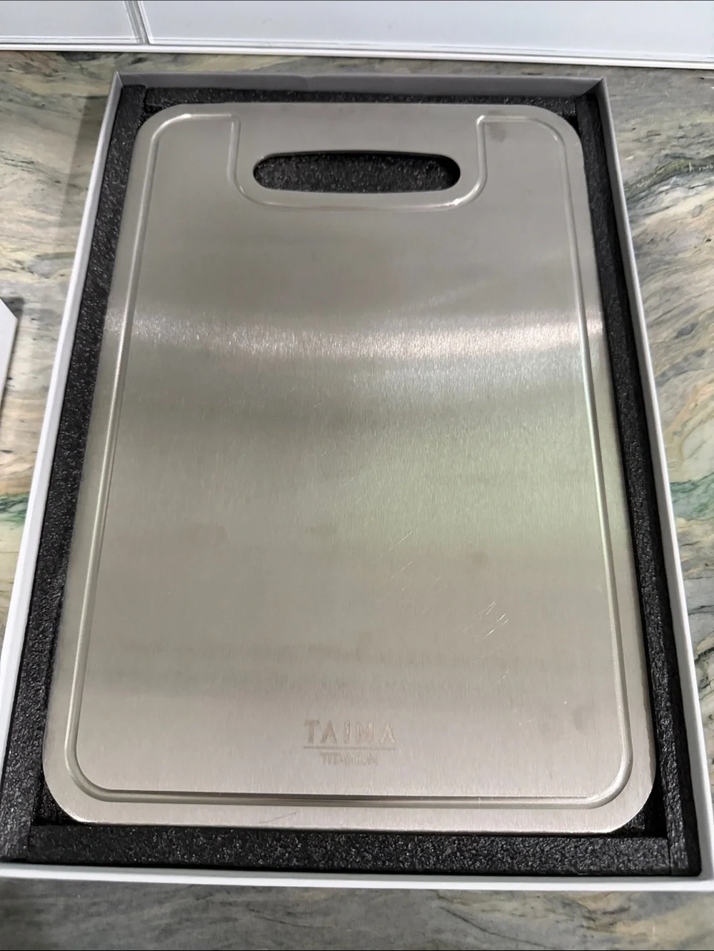 Taima Pure Titanium Cutting Board — Silver